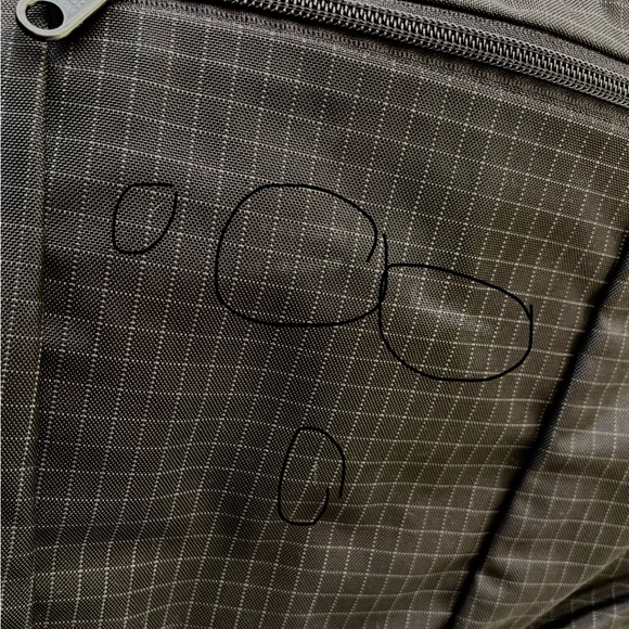 Tom Bihn Parental Unit Diaper Messenger Check Grid Bag In Black With Purple - Picture 16 of 16